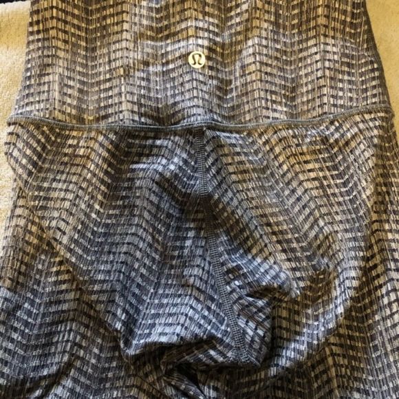 Lululemon WUC - Picture 2 of 6